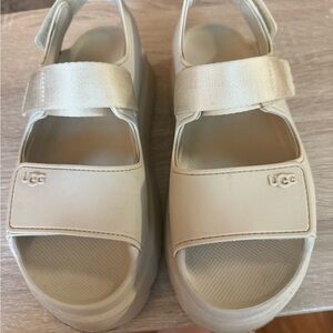 UGG Goldenglow Sandals